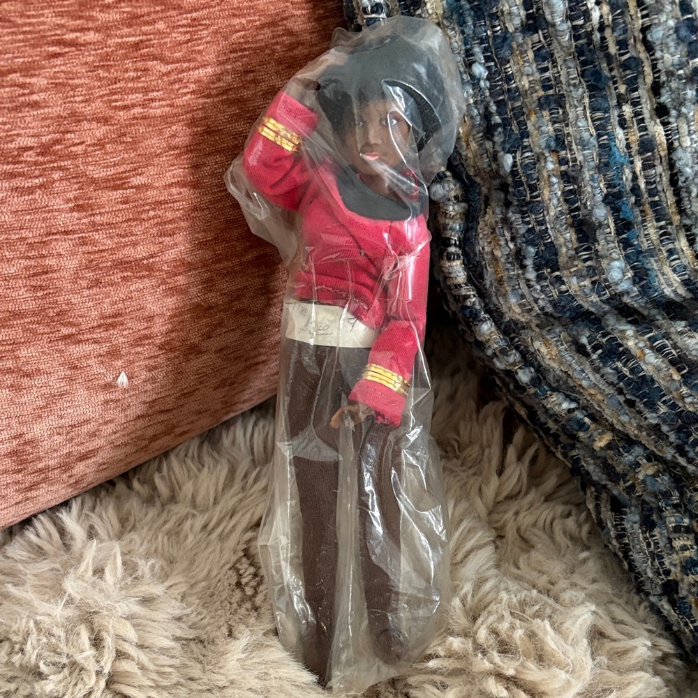 Vintage 1974 Mego Lt Uhura Star Trek All Original Action Figure
